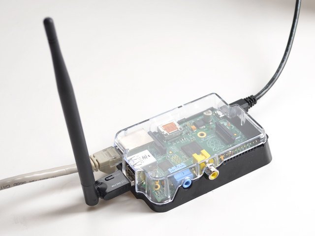 換張SD記憶卡，把RPi樹莓派變Wi-Fi Router