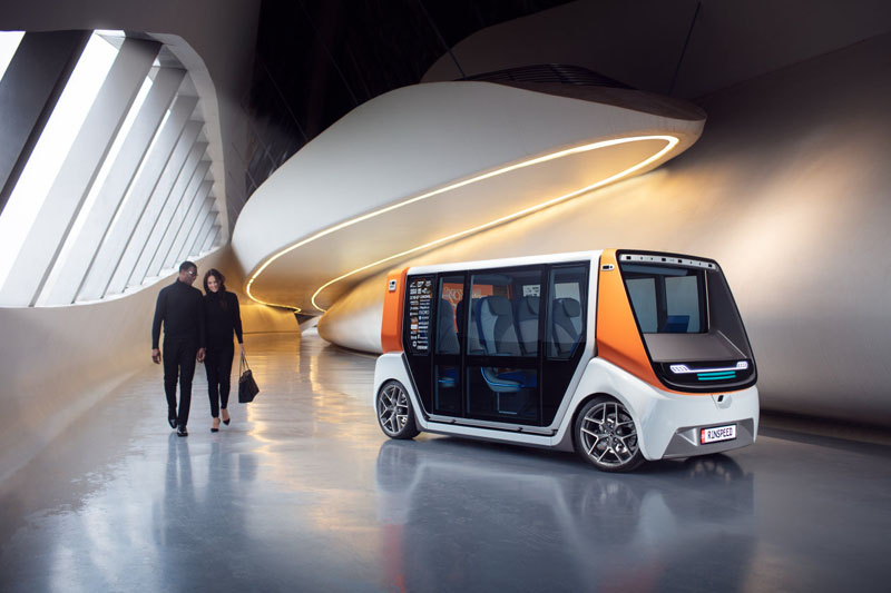 Rinspeed以「用於城市生活的下一代自動電動汽車」為研發理念，推出了MetroSnap概念電動汽車，使用3D列印技術根據不同的功能需求來客製，並且在幾小時內生產零件，節省了寶貴時間，為汽車工業帶來全新可能。