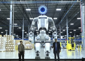 2026量產版人形機器人對決：波士頓動力Atlas vs. 特斯拉Optimus