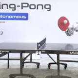 不只會走路：Sharpa如何讓機器人具備「真正的手」