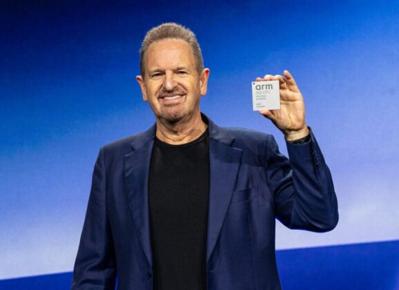 重磅宣告「邁入新階段」：Arm開賣AI資料中心CPU晶片