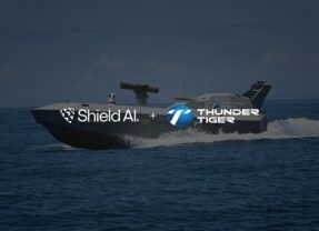 「AI機師」準備上線！Shield AI與雷虎合推台灣無人載具自主化