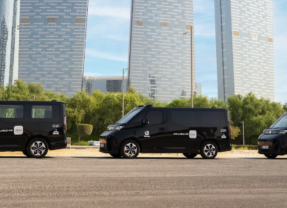 Robotaxi商業化加速：三大市場策略比較與台灣展望