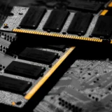 AI Server增量需求支撐　第四季記憶體合約價維持漲勢