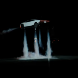 劃破道路的一道雷霆：Tesla Roadster如何以航太與AI黑技術重構汽車體驗