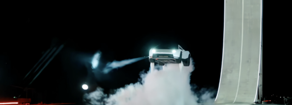 劃破道路的一道雷霆：Tesla Roadster如何以航太與AI黑技術重構汽車體驗